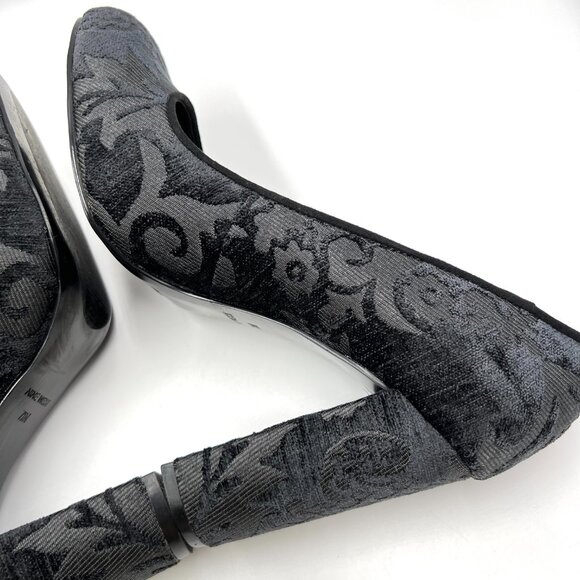 Nine West Womens Size 7.5 Black Tapestry Block Heels Pumps Shoes - Picture 11 of 13